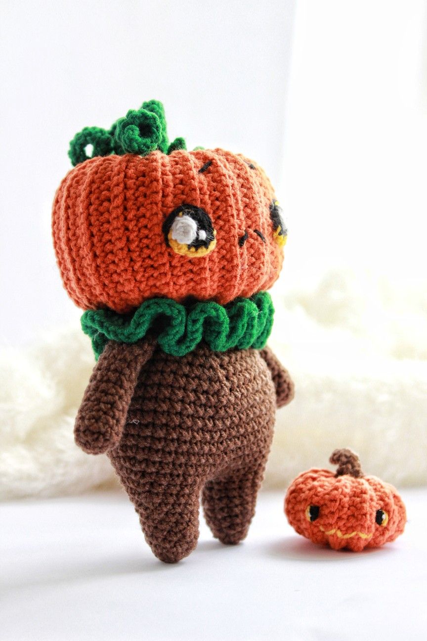 Jeff the pumpkin_ Amigurumi crochet pattern step-by-step by DreamsOwl